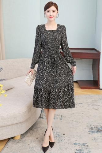 【61yjyf6651】-伊佳衣服飾 61yjyf6651商品批發(fā)價與銷量數據-貨捕頭